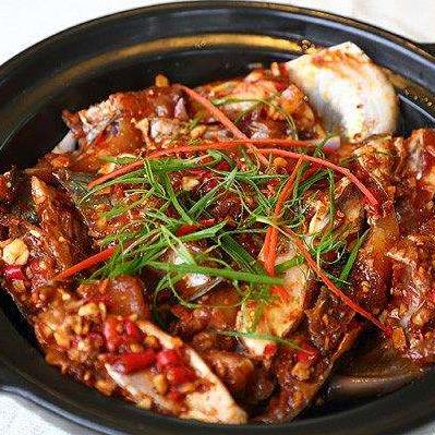 巧仙婆砂锅焖鱼饭快餐加盟