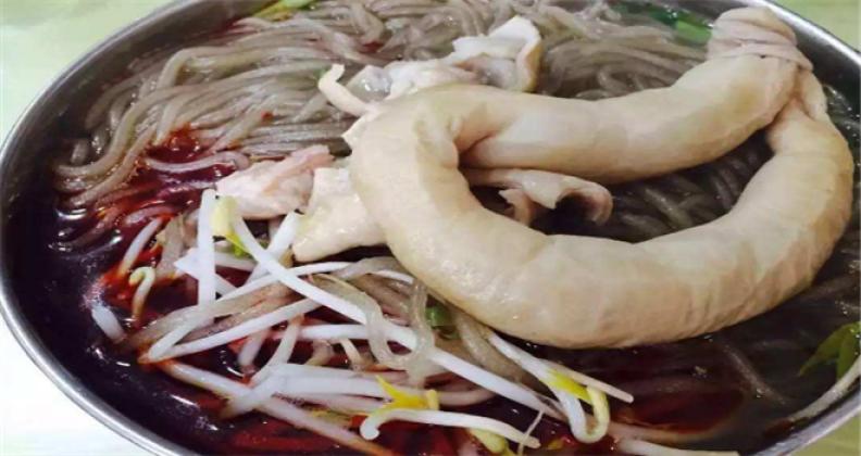 冒节子肥肠粉