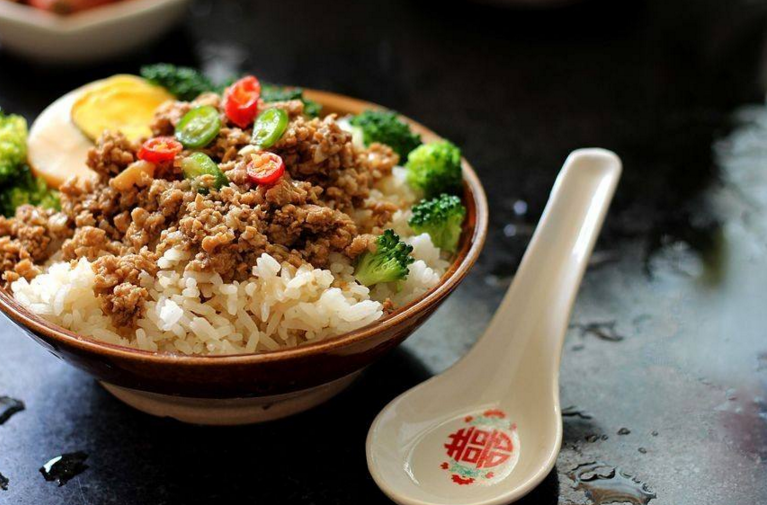 台湾米仓肉燥饭加盟