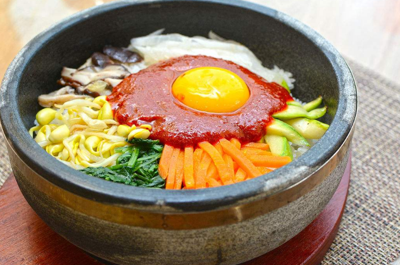 石锅拌饭