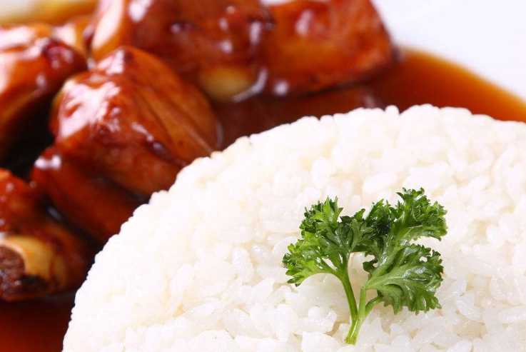 排骨米饭